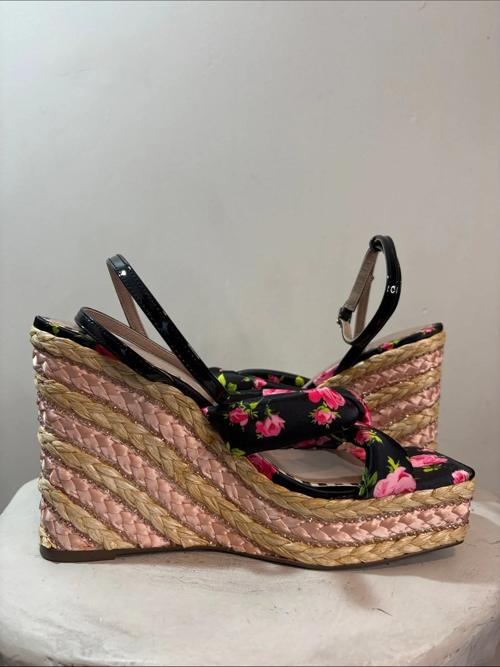 Betsey Johnson Rhinestone Bedazzled Floral “Pansie” Braided Raffia Wedge Sandals